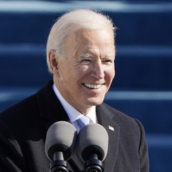El presidente Joe Biden habla durante la 59a inauguración presidencial en el Capitolio de los Estados Unidos en Washington, el miércoles 20 de enero de 2021.