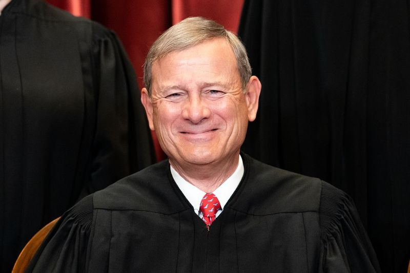 overdommer John Roberts.