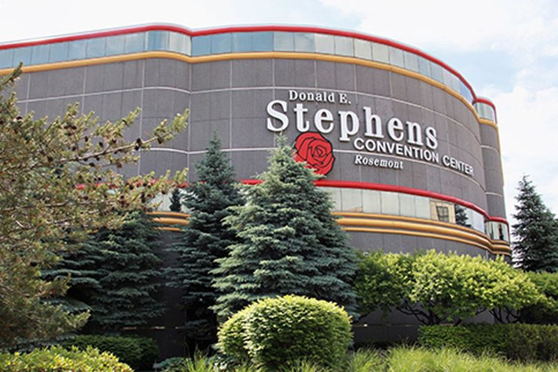Quellen sagen, das FBI habe nach dem Vertrag gefragt, den Rosemont Monterrey Security Consultants, Inc. gegeben hat, um die Sicherheit an Veranstaltungsorten wie dem Donald E. Stephens Convention Center zu überwachen.