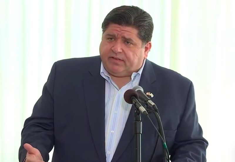 Guvernér J.B. Pritzker v pátek: Jak jsem vždy říkal, každá recenze ukáže, že byla dodržena všechna pravidla.