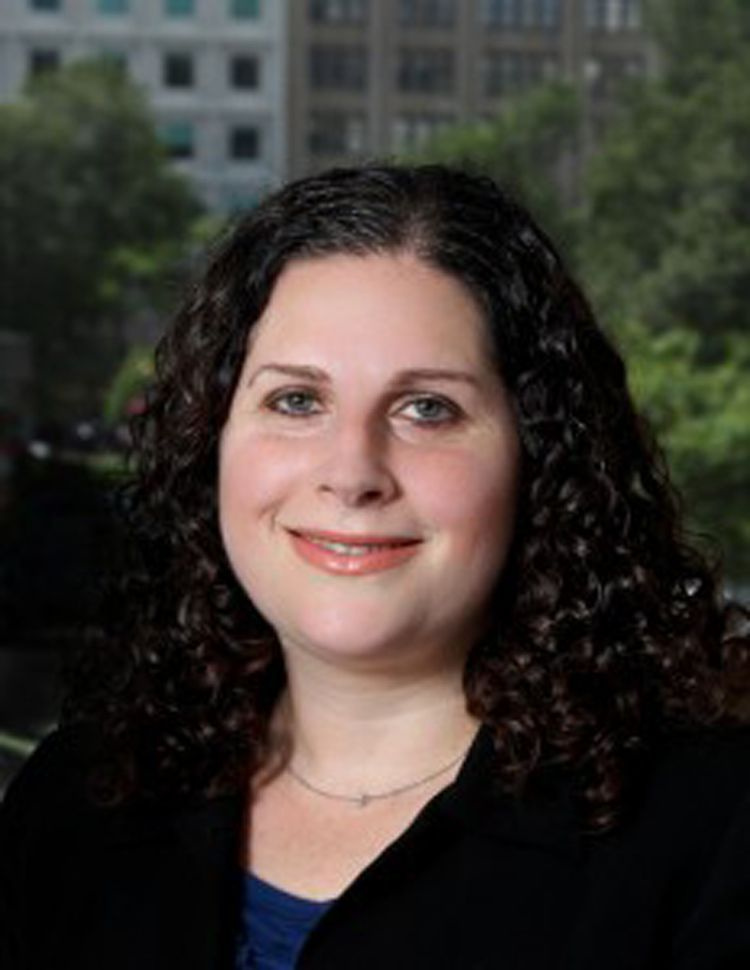 Rachel Weintraub, dyrektor legislacyjny Federacji Konsumentów Ameryki,