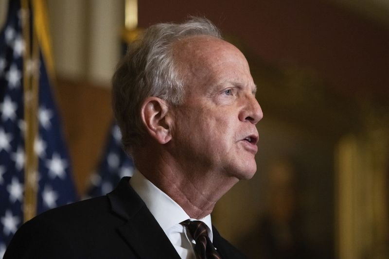 Senator Jerry Moran, R-Kansas, nie dowiedział się o spowolnieniu portów od miesięcy, według jego personelu.