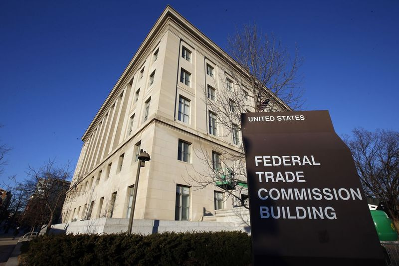 Het gebouw van de Federal Trade Commission in Washington. De FTC heeft geprobeerd om terugbetaling te krijgen voor appartementjagers die zeggen dat ze zijn gedupeerd door ongewenste terugkerende kosten voor kredietbewaking.