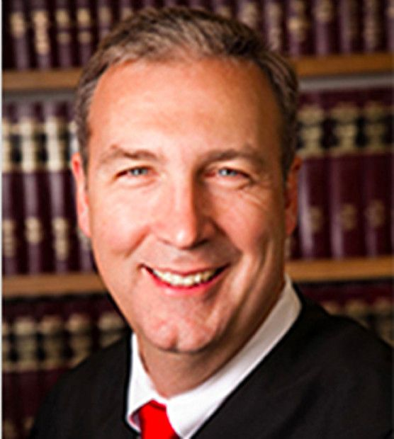 Cook County domare Patrick J. Sherlock.