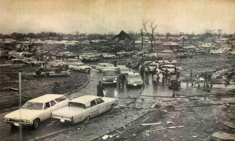 Některé škody způsobené tornádem F4, které zdevastovalo Belvidere 21. dubna 1967.