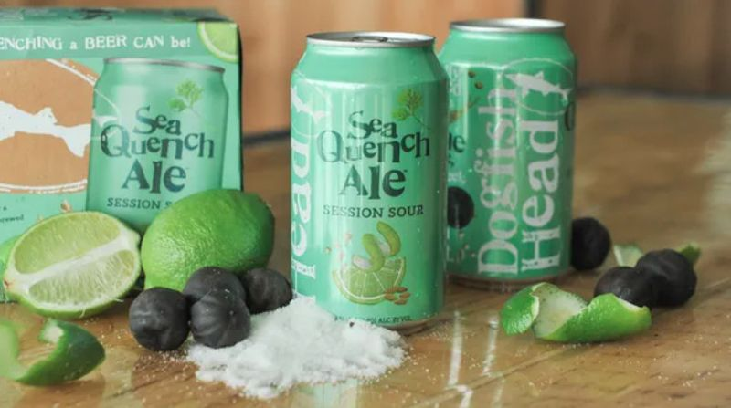 Dogfish Head Craft Brewery konsulteeris SeaQuench Ale väljatöötamisel Gatorade Sporditeaduste Instituudi endise direktoriga (4,9% ABV, 140 kalorit, 9 g süsivesikuid, 2 g valku ja 0 g rasva 12 untsi portsjoni kohta). Koostisosad hõlmavad Maine