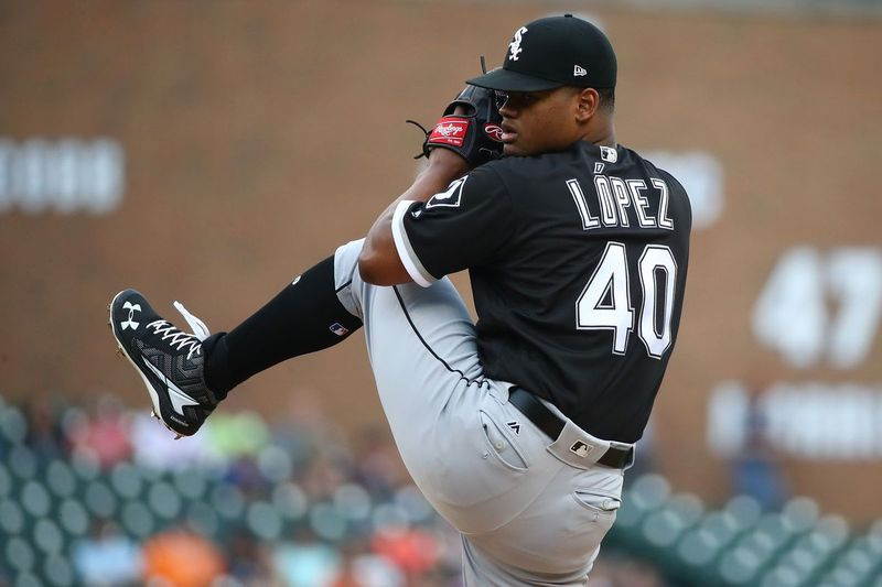 The White Sox huskede Reynaldo Lopez fra Triple-A Charlotte.