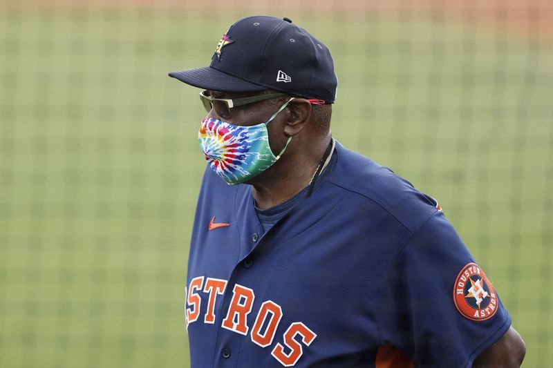 Il manager di Astros Dusty Baker è 12° di tutti i tempi in vittorie con 1.987.