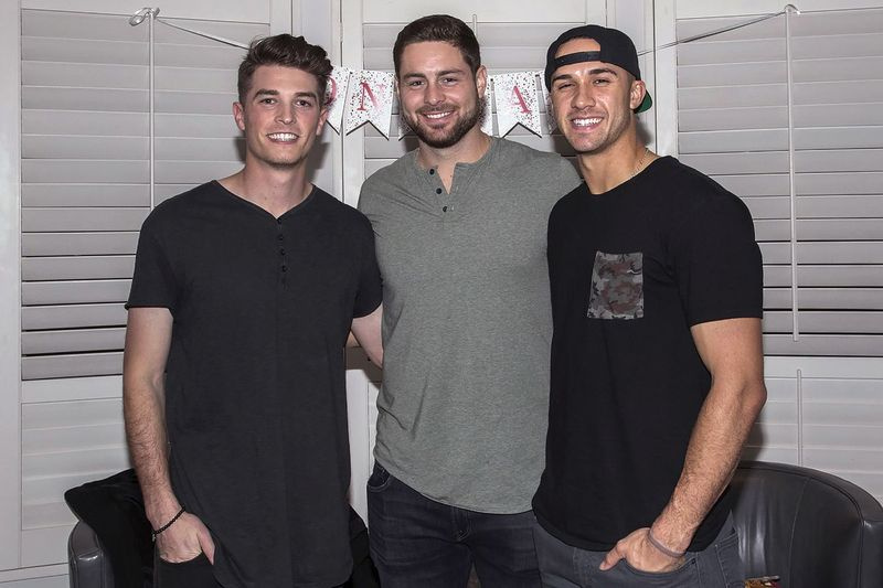 Cette photo montre, de gauche à droite, Max Fried, Lucas Giolito et Jack Flaherty en 2018. Les trois étaient des coéquipiers du lycée et tous seront les partants de la journée d