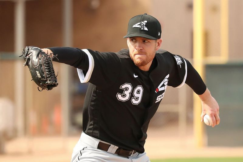 Orang kidal White Sox Aaron Bummer mempunyai harapan yang tinggi untuk dirinya dan rakan sepasukannya.