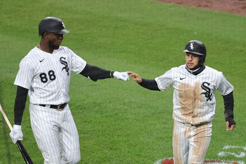Luis Robert, kiri, dan Nick Madrigal adalah dua kekalahan kecederaan utama untuk White Sox.