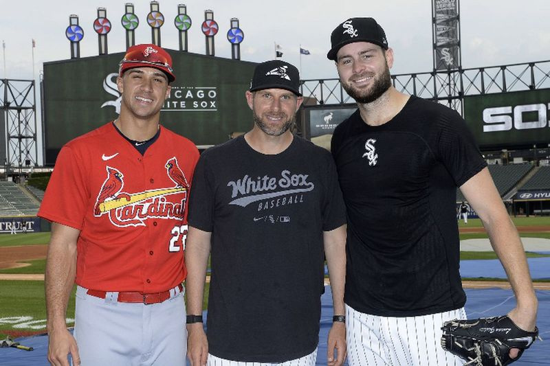 Zľava nadhadzovač Cardinals Jack Flaherty, nadhadzovač White Sox Ethan Katz a nadhadzovač White Sox Lucas Giolito.