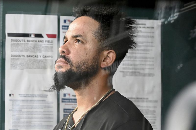 Jose Abreu de la White Sox este discutabil pentru meciul 1 de joi al ALDS.